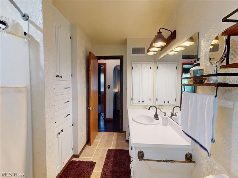 1051 Crown Avenue, Ravenna, OH 44266 Photo 20