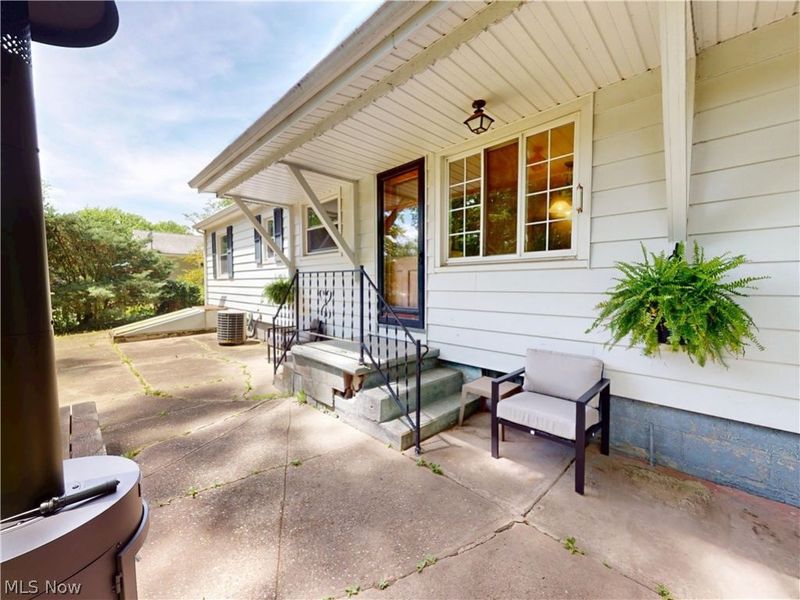1051 Crown Avenue, Ravenna, OH 44266 Photo 5