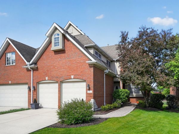 1212 Connamara Court , Westmont, IL 60559