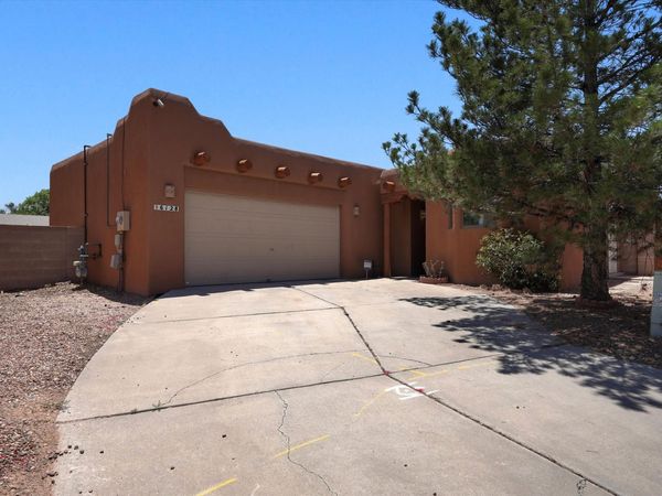 6128 Nassif Court NW, Albuquerque, NM 87120