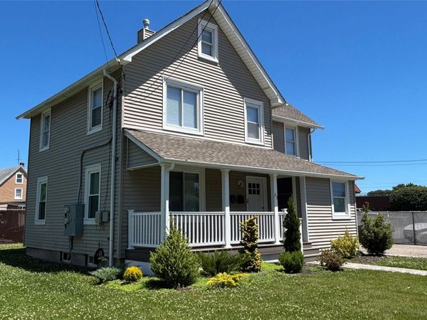 23 Arnold Avenue, West Babylon, NY 11704