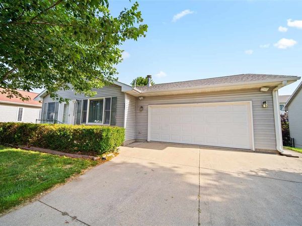 502 Plum Street, Solon, IA 52333