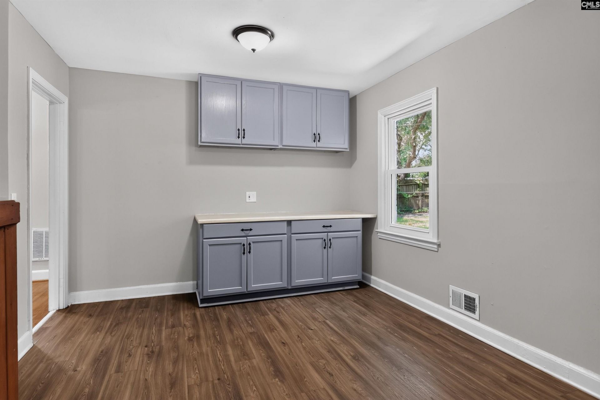 1121 Woodlawn Avenue  Photo 17