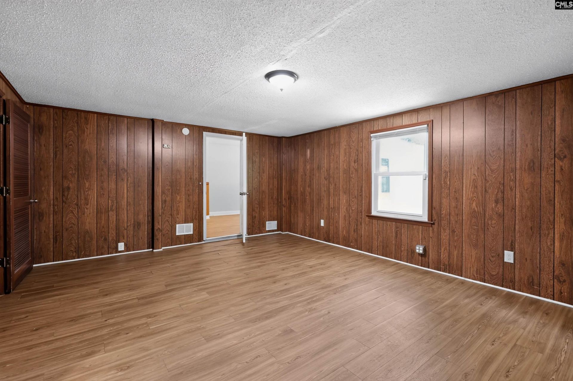 1121 Woodlawn Avenue  Photo 19