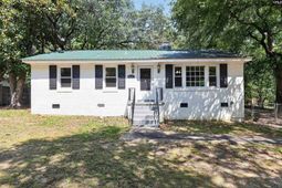 1121 Woodlawn Avenue  photo 4