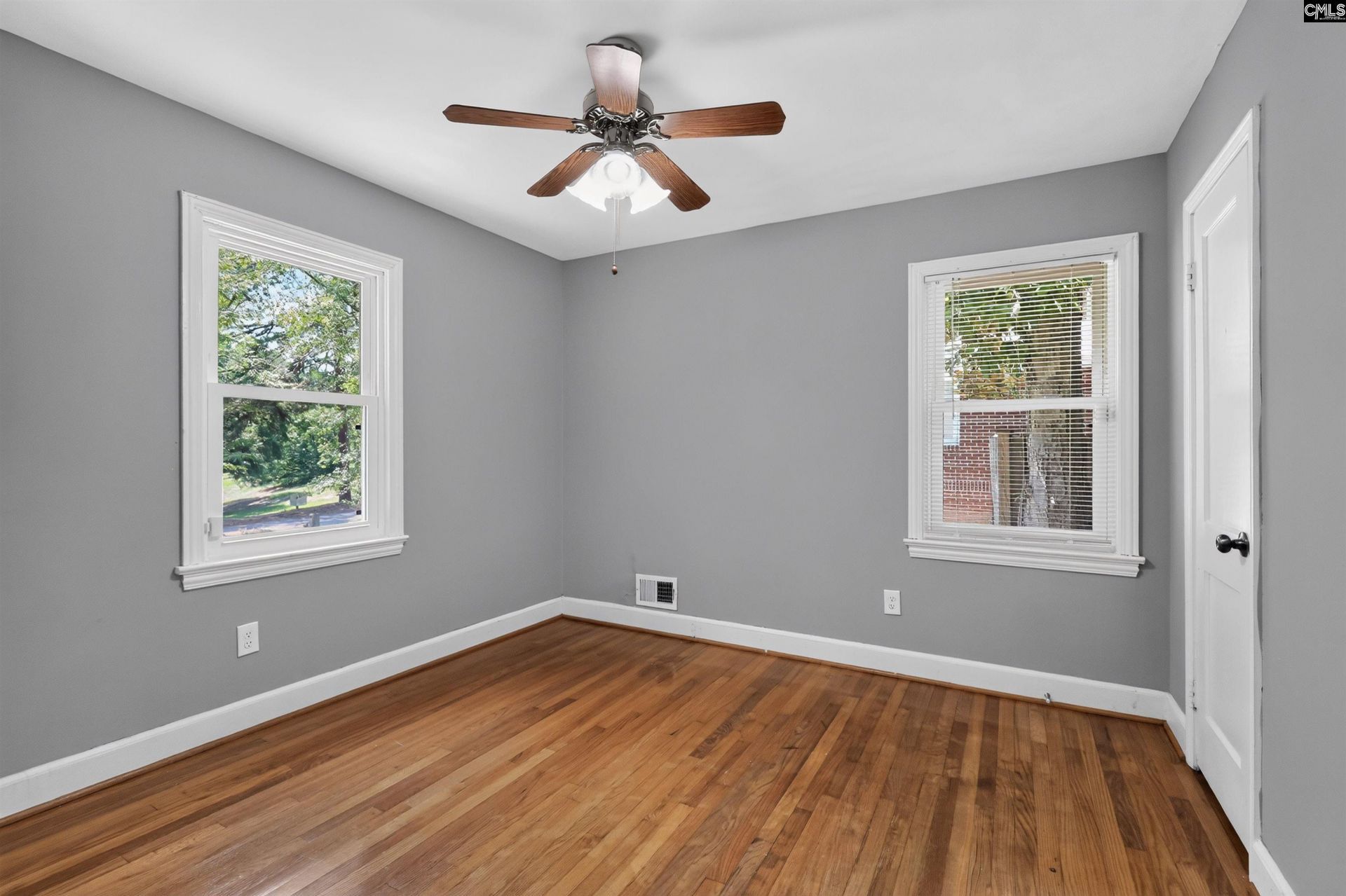 1121 Woodlawn Avenue  Photo 24