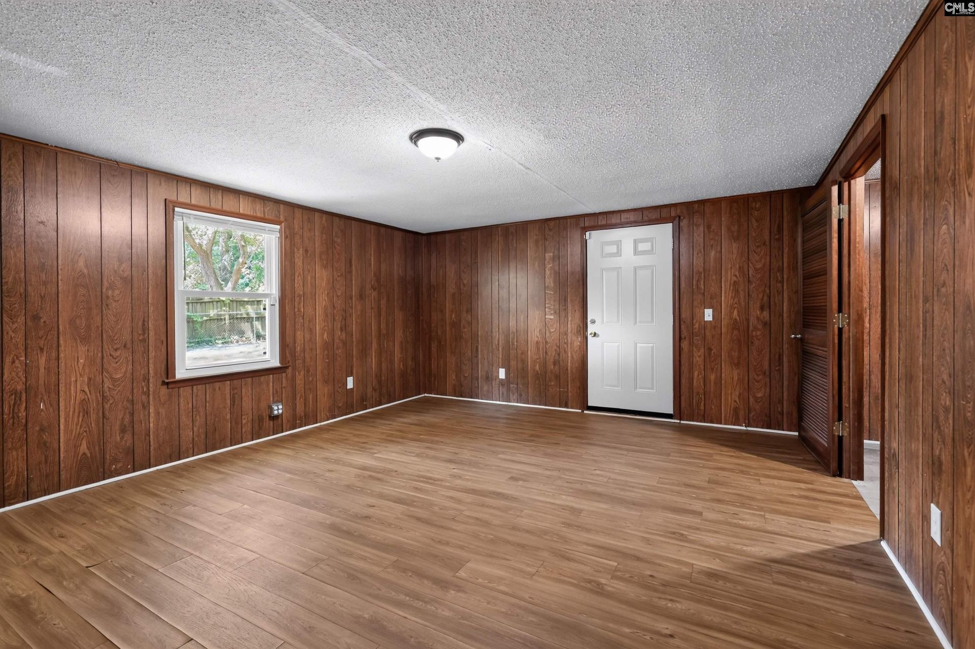 1121 Woodlawn Avenue  Photo 25