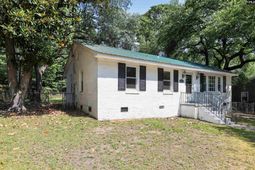 1121 Woodlawn Avenue  photo 4
