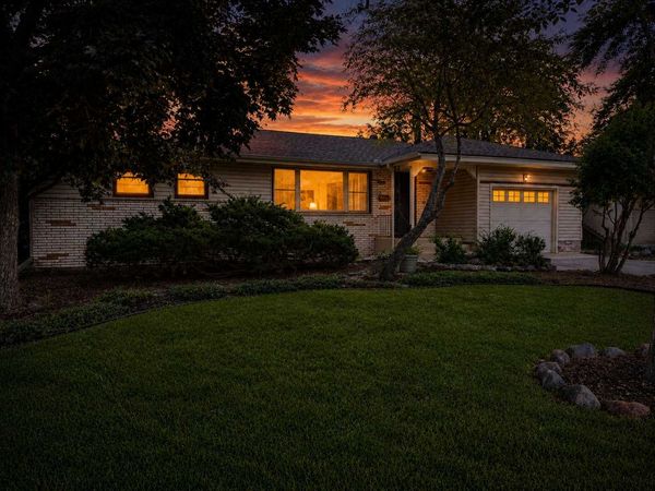 3606 Woodbine Lane N, Brooklyn Center, MN 55429