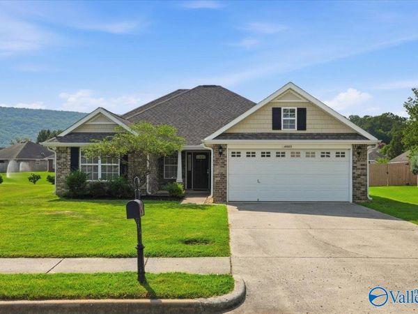 4805 Canterwood Drive SE, Owens Cross Roads, AL 35763