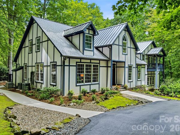 61 Scroops Drive, Swannanoa, NC 28778