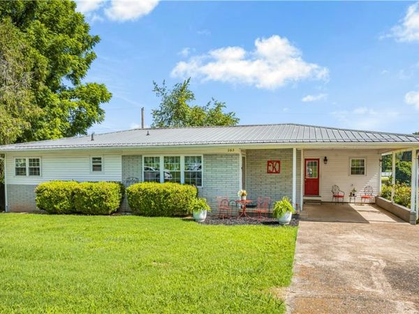 905 Sunset Lane , Harrison, AR 72601