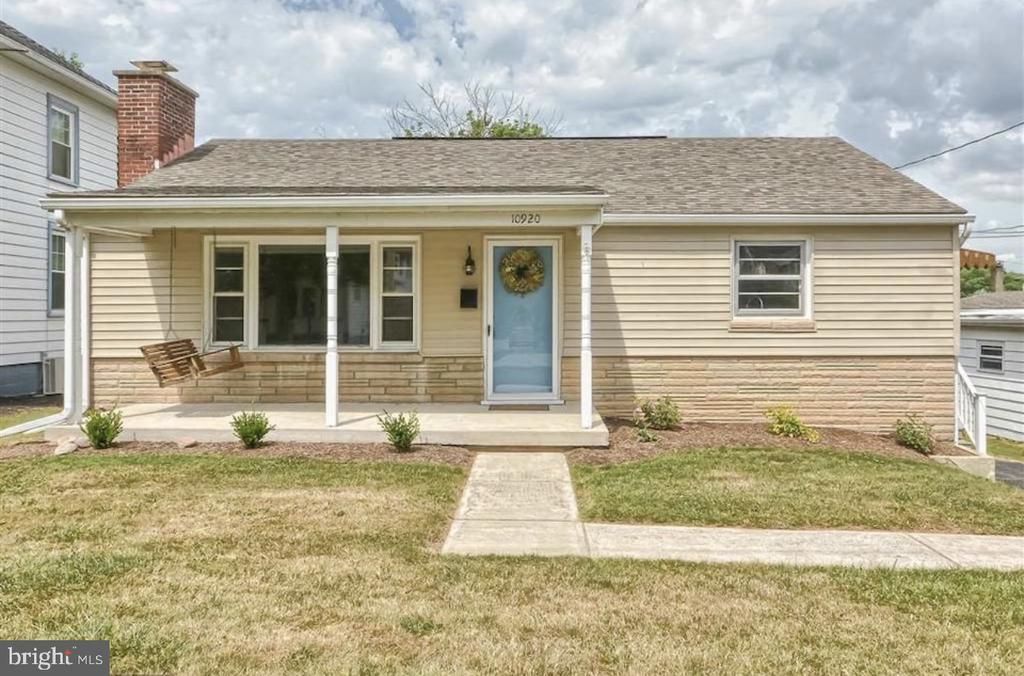 10920 BOWER AVENUE , HAGERSTOWN, MD 21740