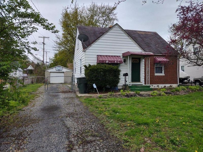 1739 Piedmont Road , Columbus, OH 43224 Photo 5