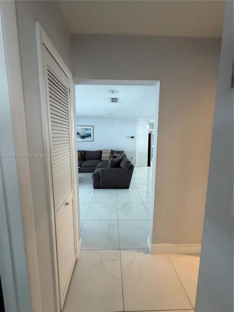 7525 Roosevelt St , Hollywood, FL 33024 Photo