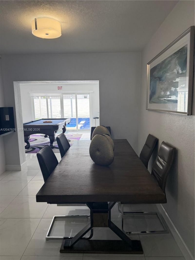 7525 Roosevelt St , Hollywood, FL 33024 Photo