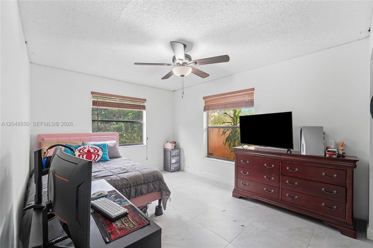 10623 NW 7th Pl, Coral Springs, FL 33071 Photo
