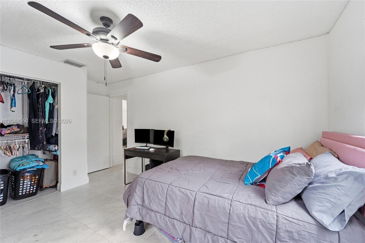 10623 NW 7th Pl, Coral Springs, FL 33071 Photo