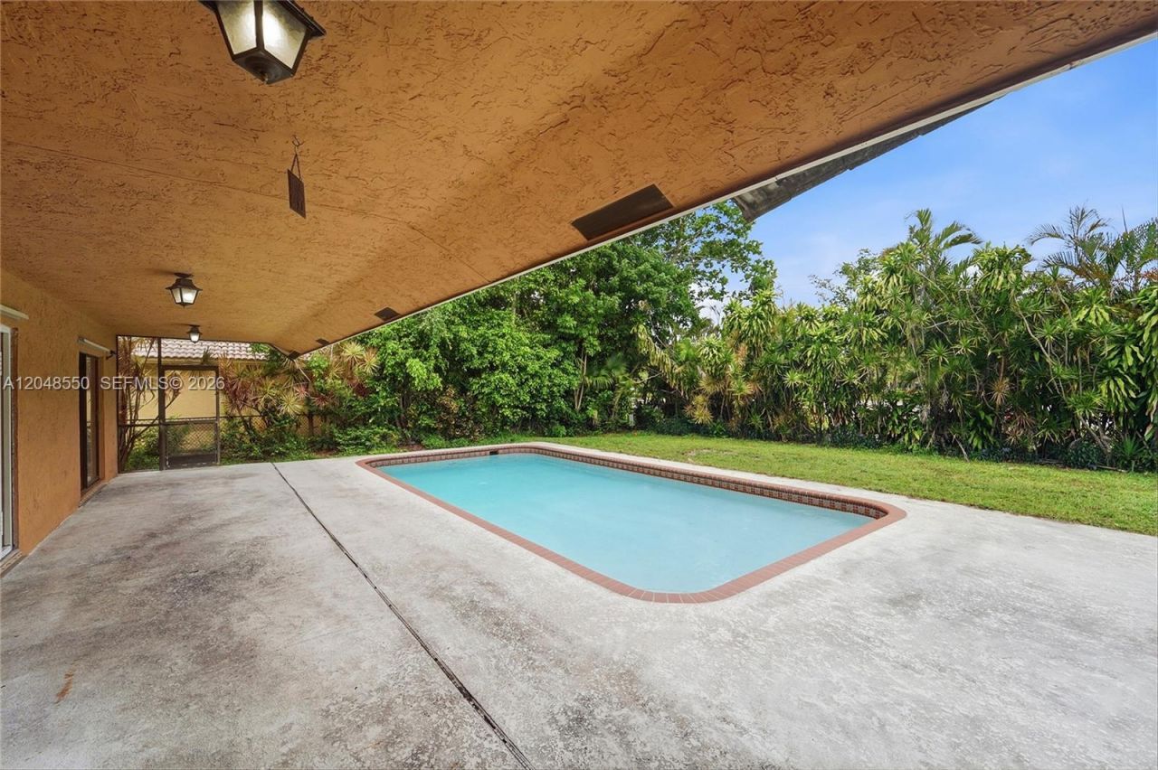 10623 NW 7th Pl, Coral Springs, FL 33071 Photo