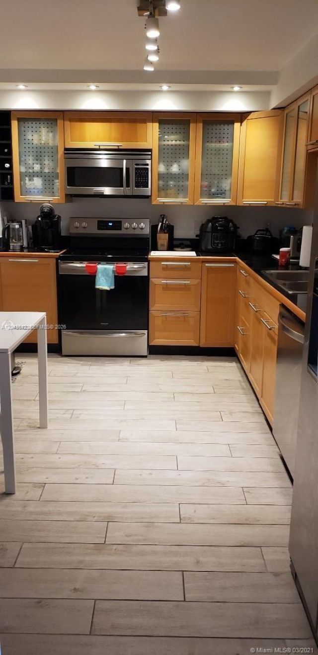 1904 S Ocean Dr , Unit 1607, Hallandale Beach, FL 33009 Photo