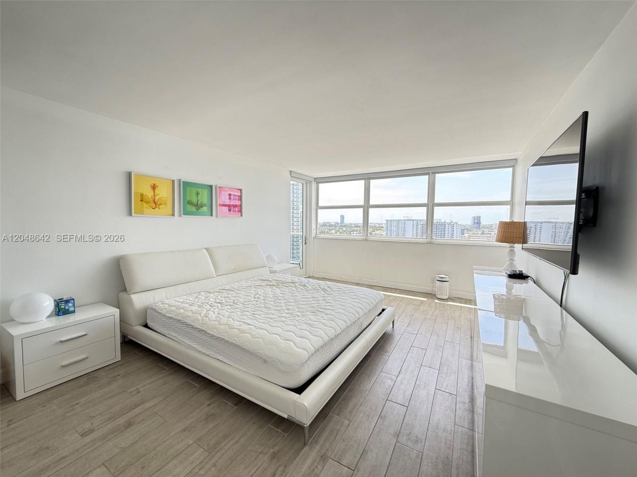 1904 S Ocean Dr , Unit 1607, Hallandale Beach, FL 33009 Photo