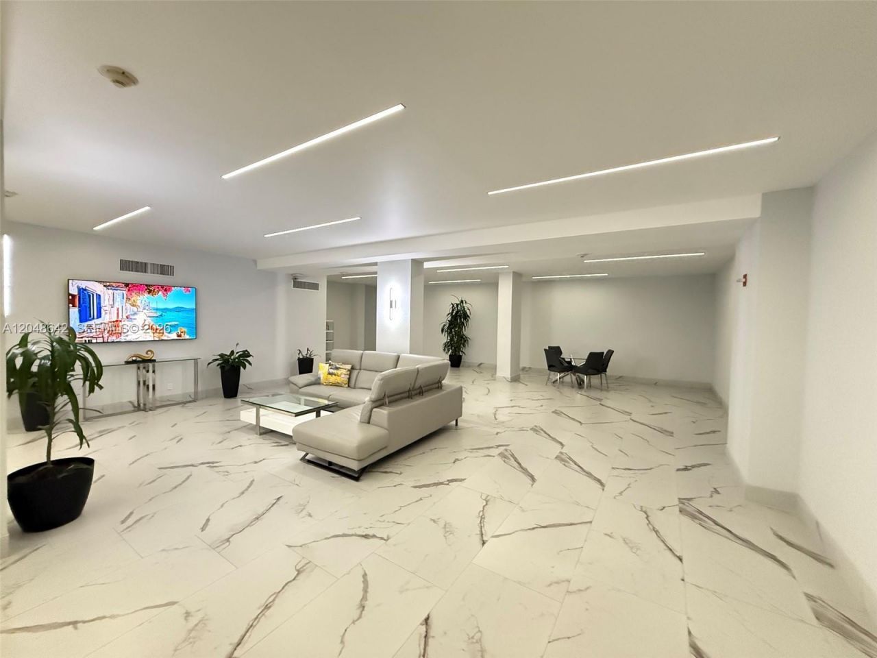 1904 S Ocean Dr , Unit 1607, Hallandale Beach, FL 33009 Photo
