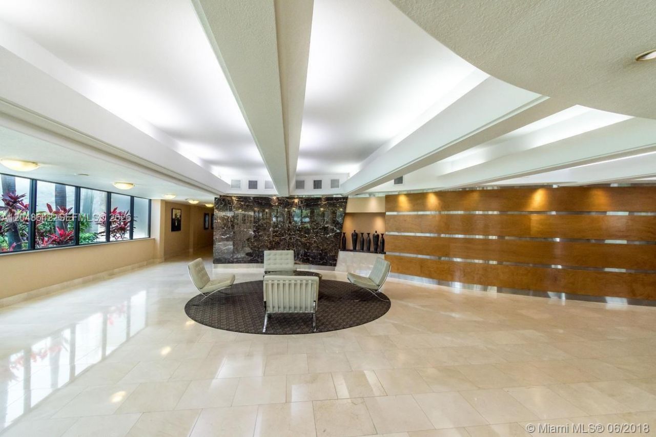 1904 S Ocean Dr , Unit 1607, Hallandale Beach, FL 33009 Photo