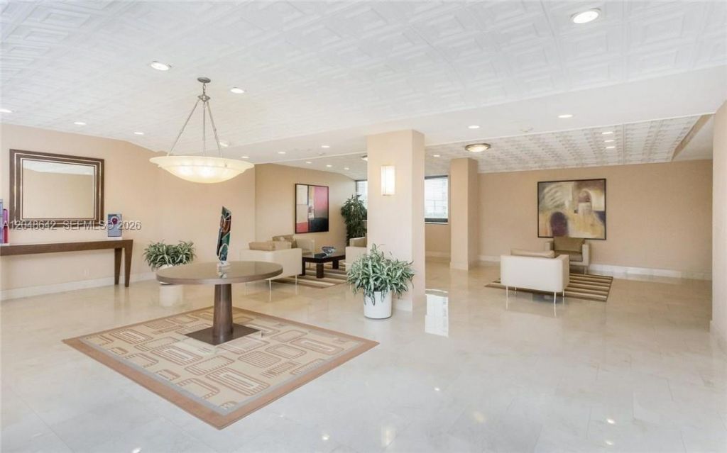 1904 S Ocean Dr , Unit 1607, Hallandale Beach, FL 33009 Photo