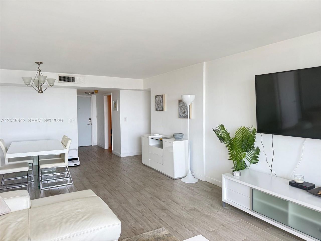 1904 S Ocean Dr , Unit 1607, Hallandale Beach, FL 33009 Photo