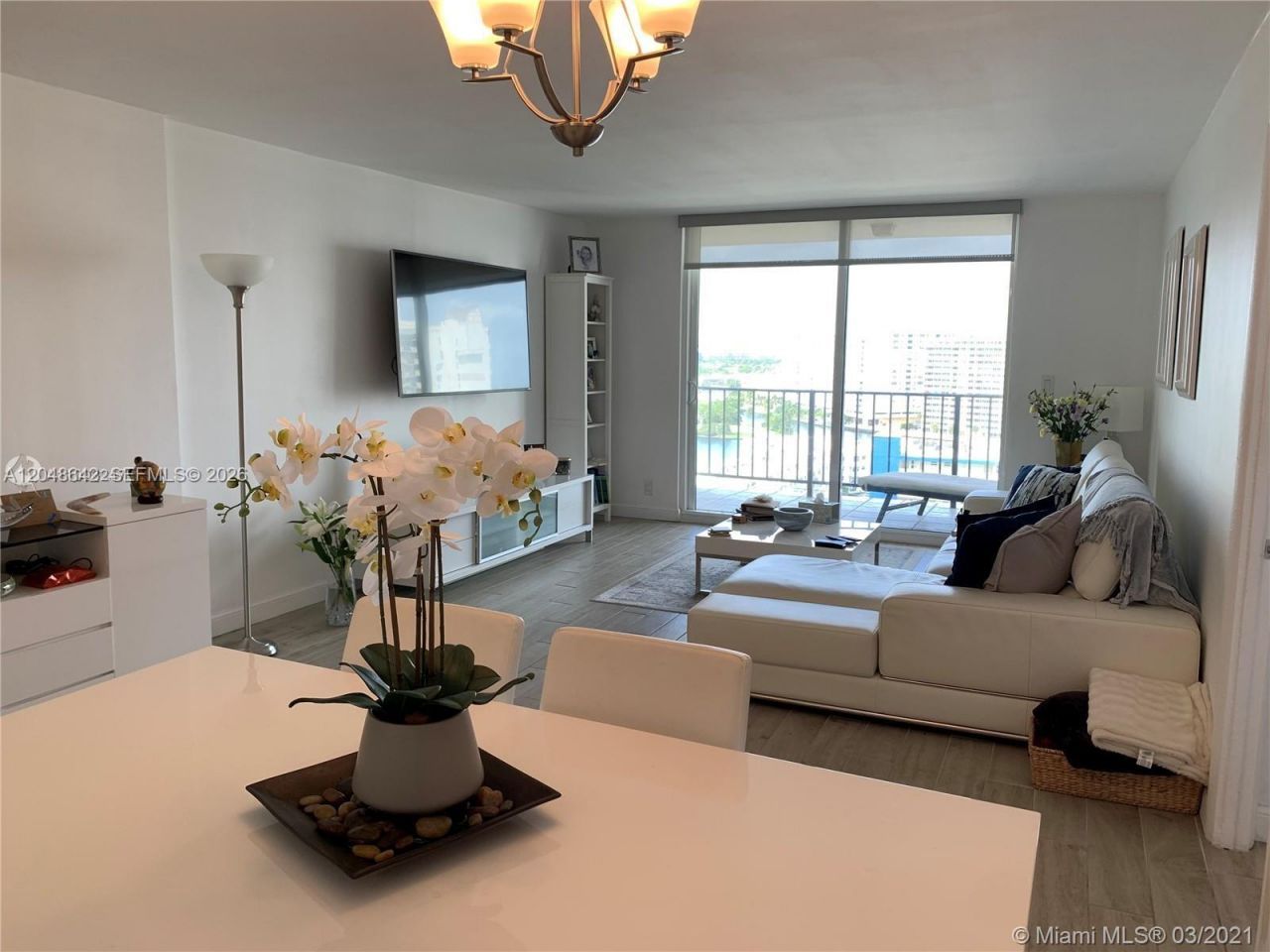 1904 S Ocean Dr , Unit 1607, Hallandale Beach, FL 33009 Photo
