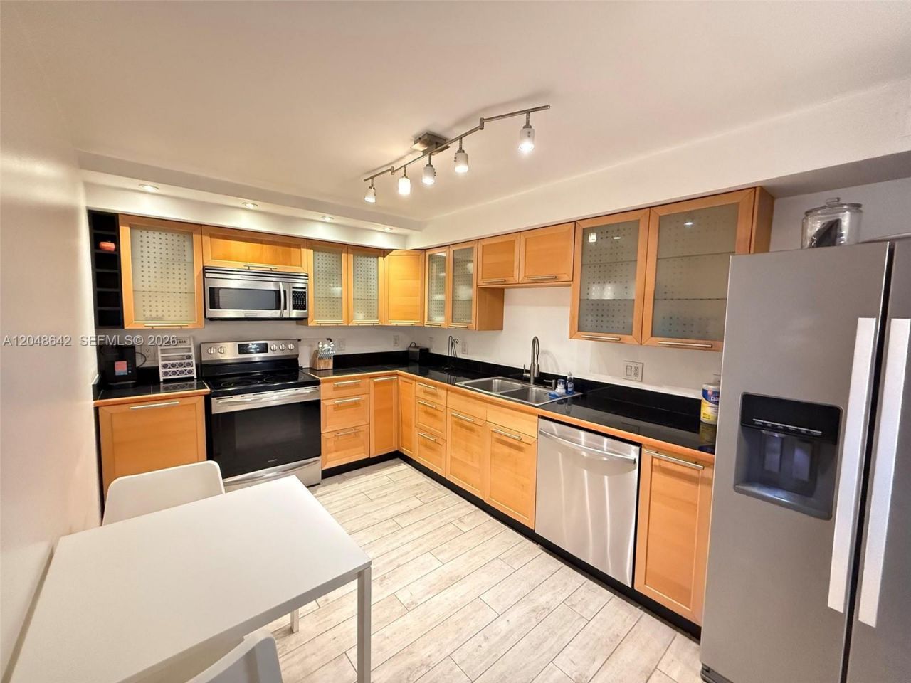 1904 S Ocean Dr , Unit 1607, Hallandale Beach, FL 33009 Photo