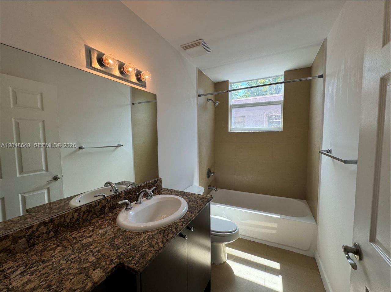 529 NE 62nd St, Unit 203, Miami, FL 33138 Photo