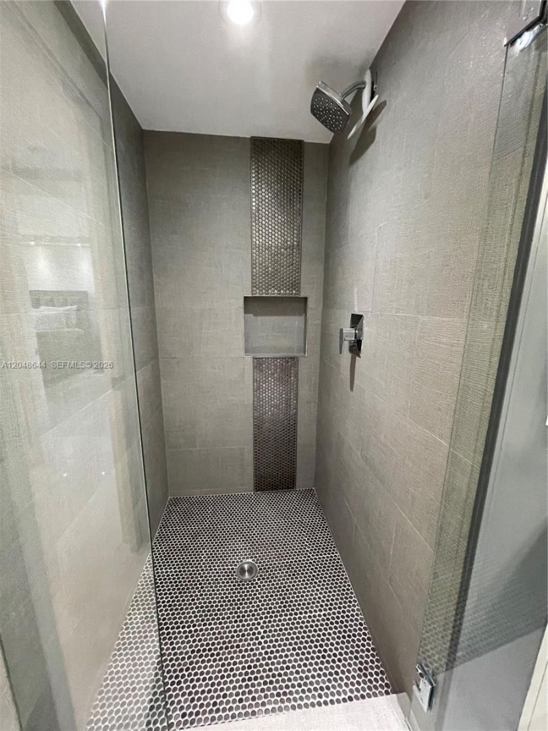 2500 Parkview Dr , Unit 1405, Hallandale Beach, FL 33009 Photo