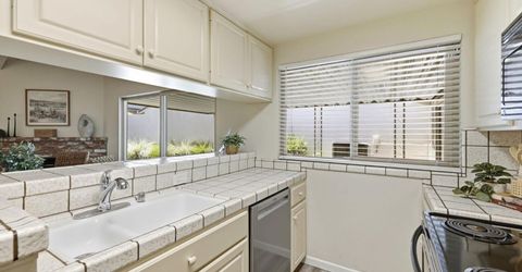 26 Miranda Ct, Sacramento, CA 95822 Photo