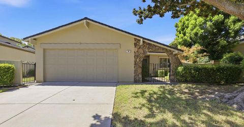 26 Miranda Ct, Sacramento, CA 95822 Photo