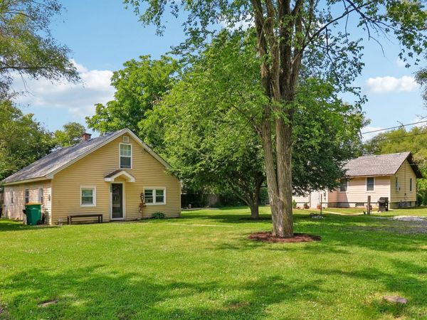 11471 W Leland Avenue , Beach Park, IL 60099