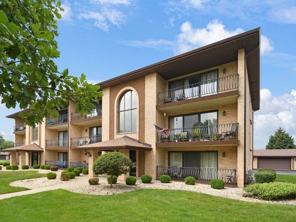 8324 160th Place , Unit 3W, Tinley Park, IL 60477