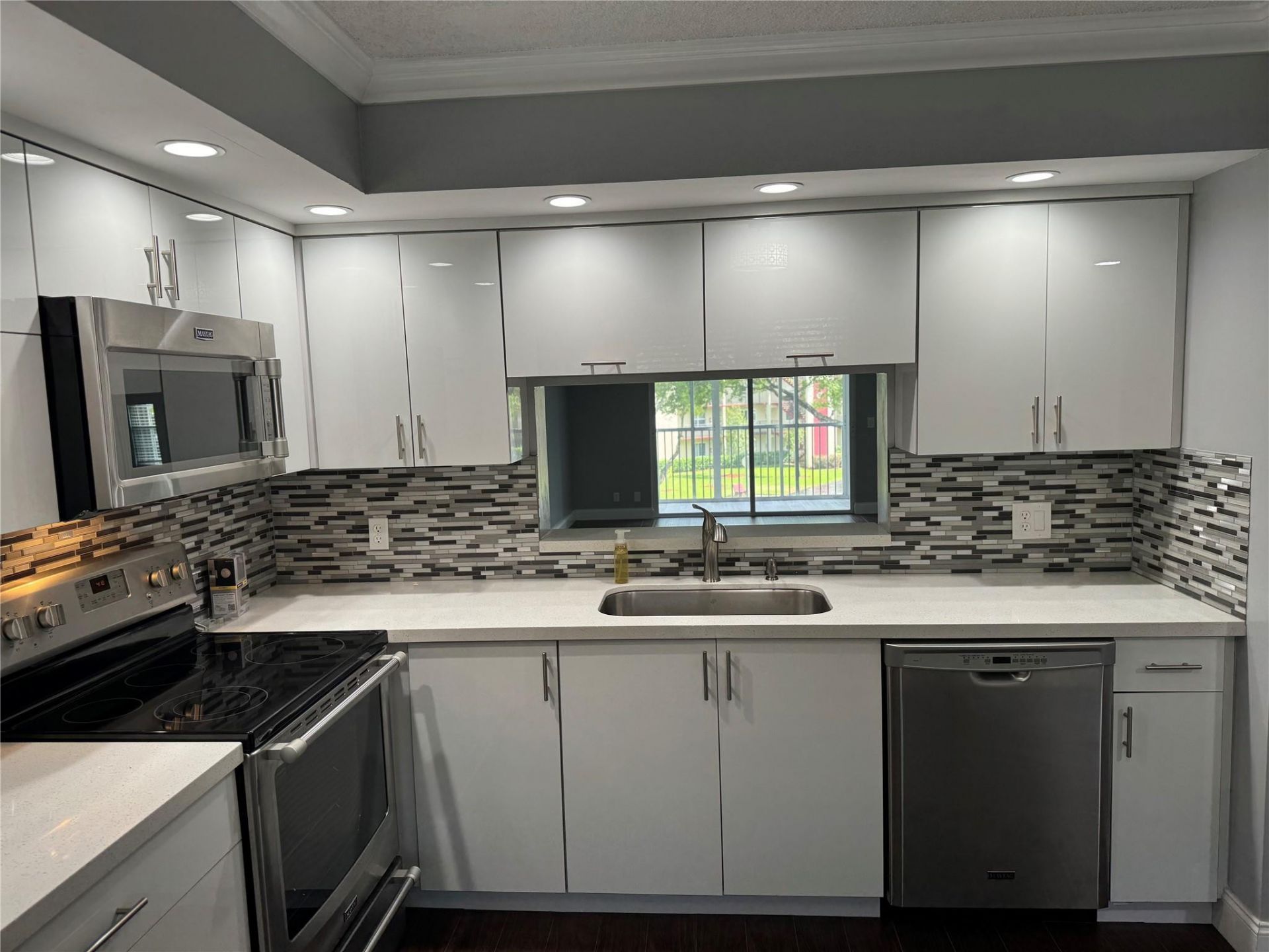 12750 SW 4th Court, Unit 310j, Pembroke Pines, FL 33027 Photo