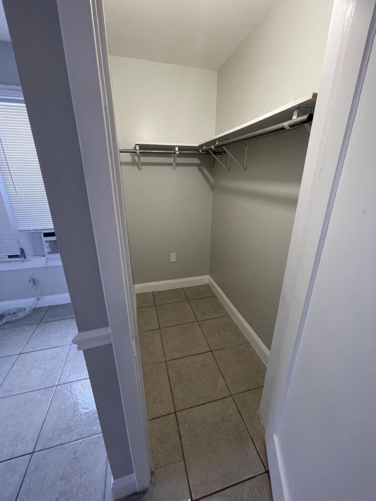 623 Selkirk Street, Unit B, West Palm Beach, FL 33405 Photo