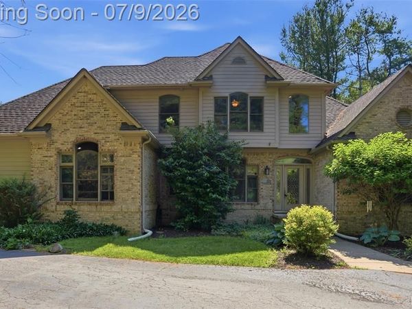 9326 Foley Crossing, Tyrone Twp, MI 48430