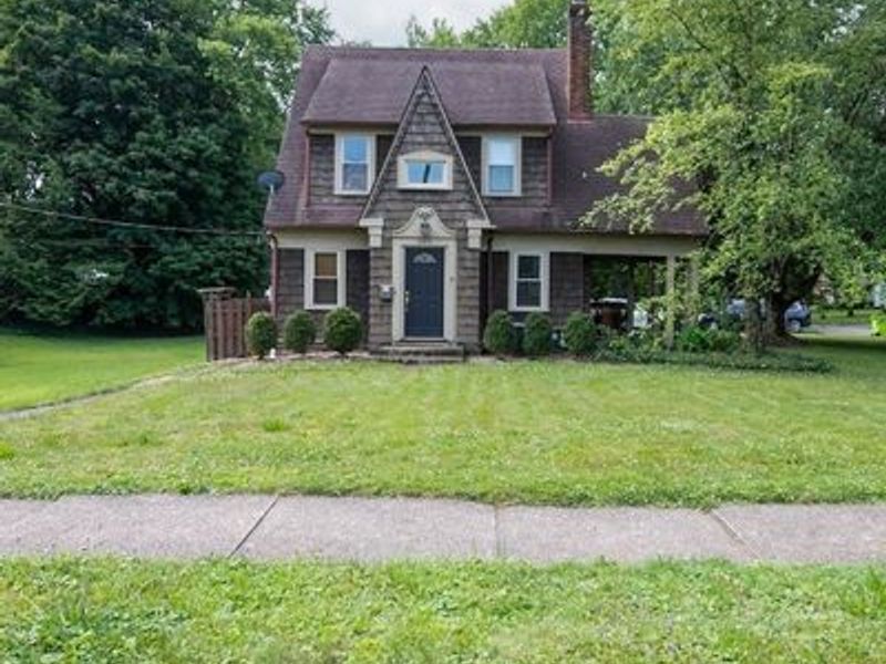 649 W Broad Street, Newton Falls, OH 44444 Photo 2