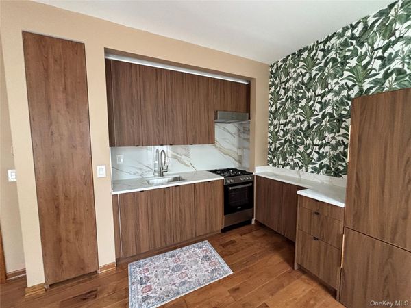 7164 70th Street , Unit 2nd floor, Glendale, NY 11385