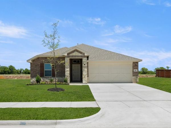408 Comanche Drive, Cleburne, TX 76033