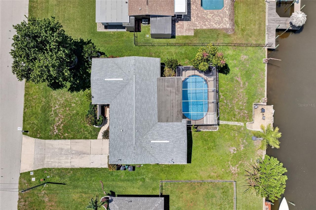 3114 SE 18th Avenue , Cape Coral, FL 33904 Photo