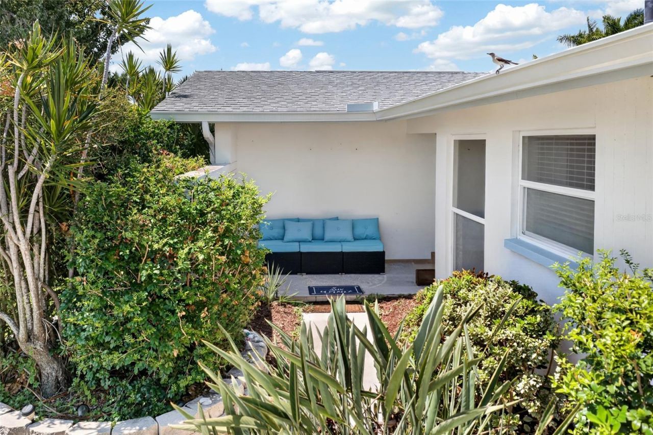 3114 SE 18th Avenue , Cape Coral, FL 33904 Photo