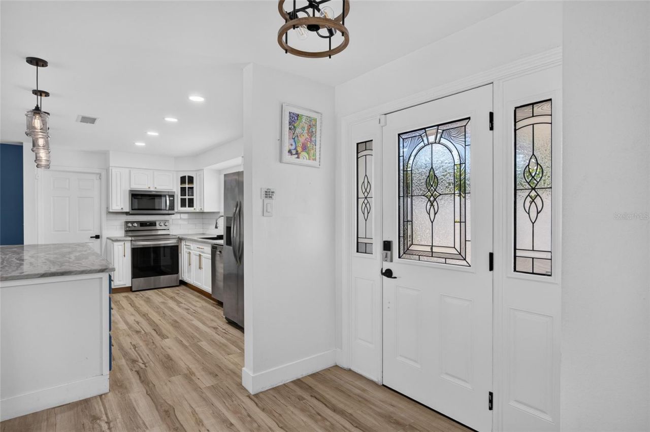 3114 SE 18th Avenue , Cape Coral, FL 33904 Photo