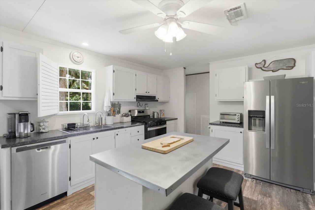 4370 E Amherst Street , Hernando, FL 34442 Photo