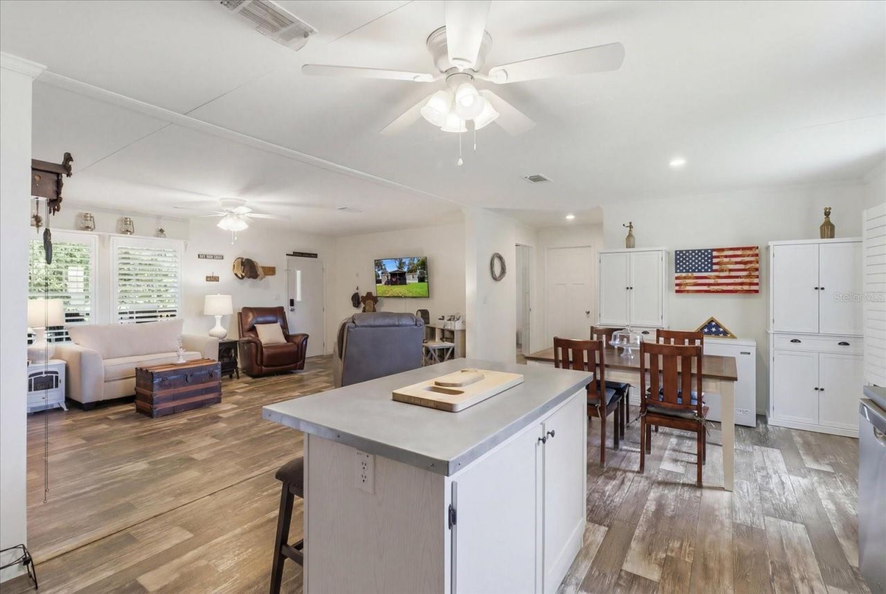 4370 E Amherst Street , Hernando, FL 34442 Photo