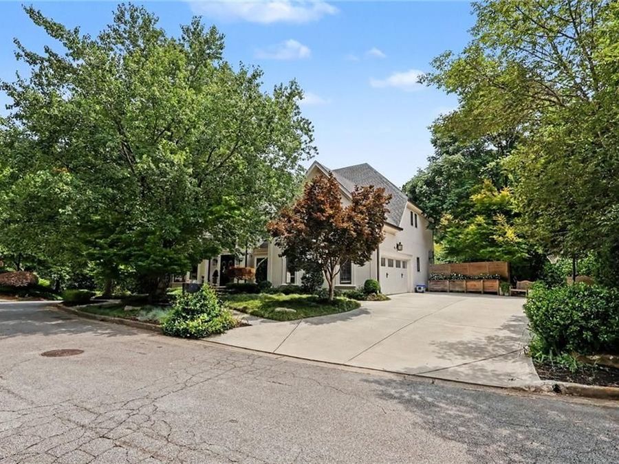Property Image 4