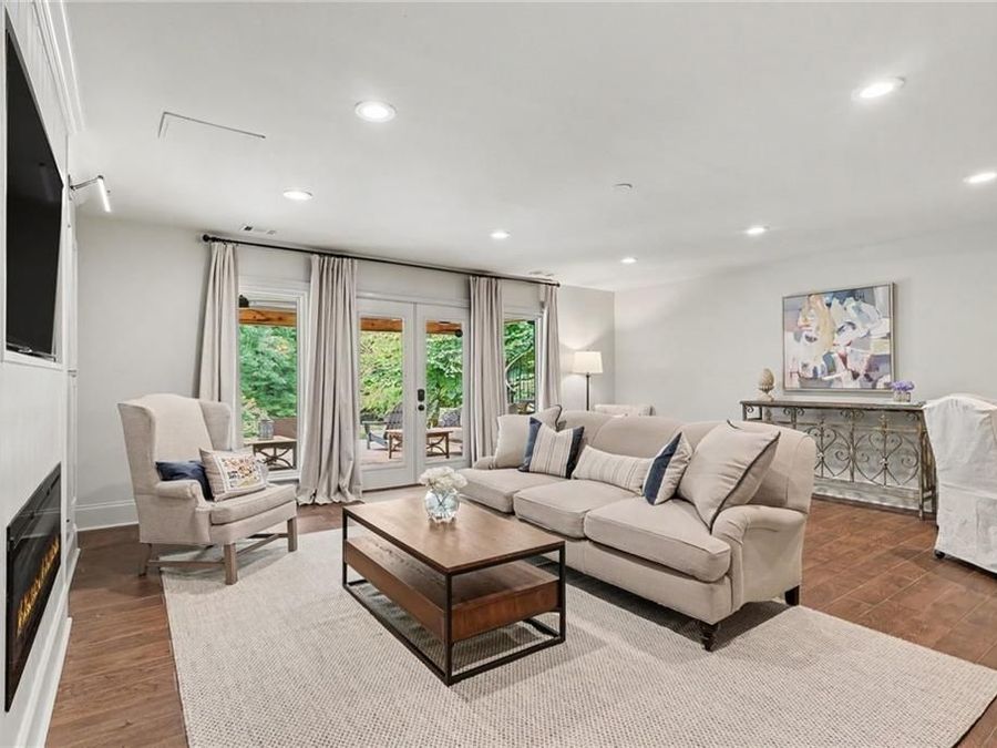Property Image 60